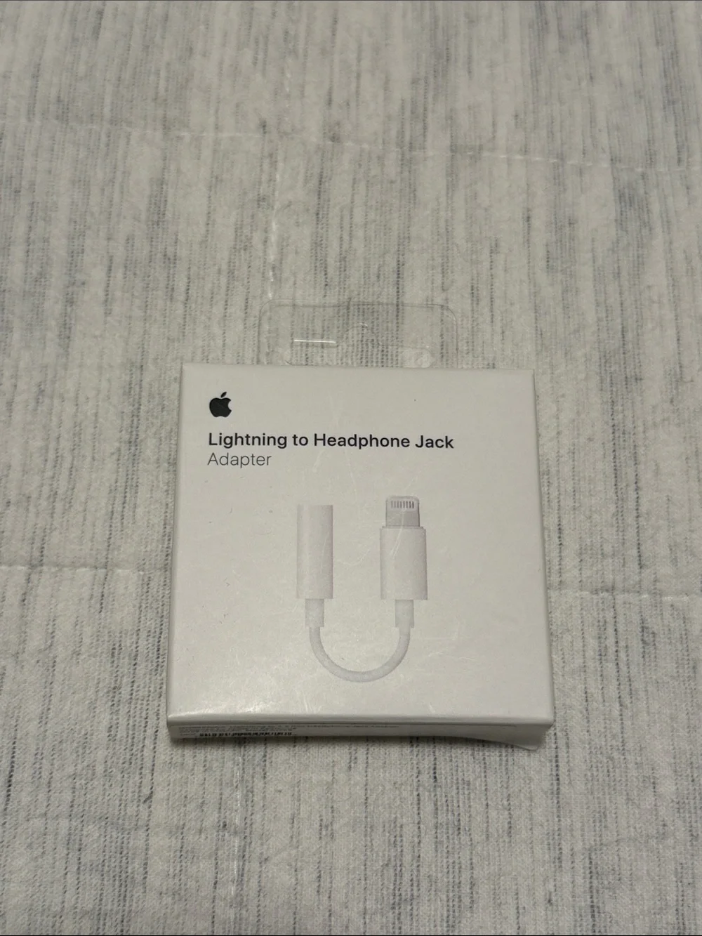 Apple Lightning to 3.5mm Adapter - White